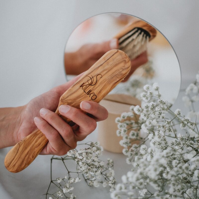 spazzola in legno di olivo kiliko